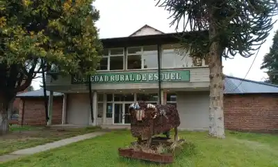 Productores de la precordillera, obligados a hacer 500 km para faenar: el reclamo que llegó a Producción