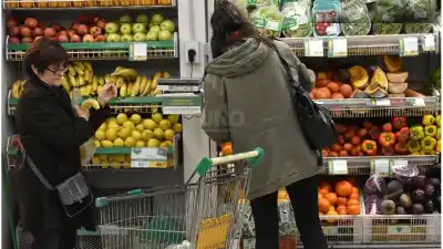 El tomate se disparó 36% en Santa Fe y la inflación tocó su piso anual