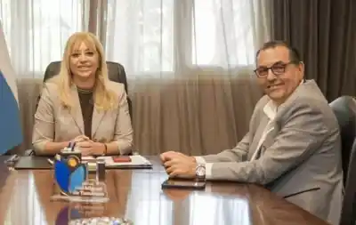 Intendencia capitalina mueve fichas clave: un crítico de los empresarios asume un cargo estratégico