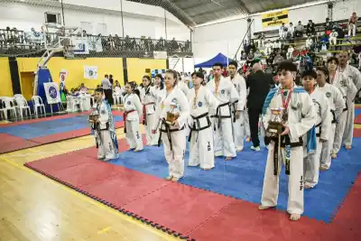 Saladas se llenó de taekwondistas: 480 competidores y un club convertido en sede del Clausura ITF