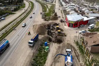 El caño que se rompió cerca de René Favaloro ya había fallado tres veces: ahora el Municipio sale a controlar los yacimientos