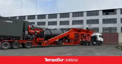 Godoy denuncia que la planta de asfalto de Río Turbio no cumple lo prometido y advierte sobre su destino