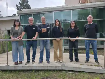 Trabajan hace 20 años en Radio Nacional Santa Rosa y cobran desde 700 mil pesos: el sindicato se plantó en la puerta