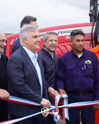 Llaryora cortó cintas en la Ruta 19: los 10 kilómetros que cambian el viaje a Los Chañaritos
