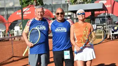 A los 76 años ganó un bronce en tenis y recordó el día que enfrentó a Vilas