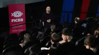 Estudiantes entrerrianos ven una película que los deja cara a cara con una realidad incómoda