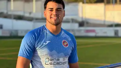 El jujeño que la rompe en España: lleva 4 goles en 4 partidos y ya lo eligen figura