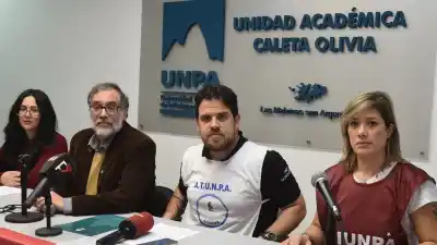 La UNPA Caleta Olivia marcha este jueves: qué dice el comunicado que firmaron decano, docentes y estudiantes