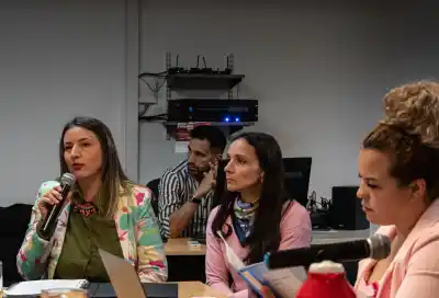 El Colegio de Psicólogos llevó a la Legislatura un pedido que incomoda a más de uno