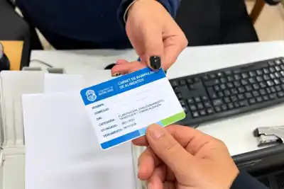 Perdió $35.000 por un carnet de manipulación de alimentos: la advertencia que puede evitarte el mismo golpe