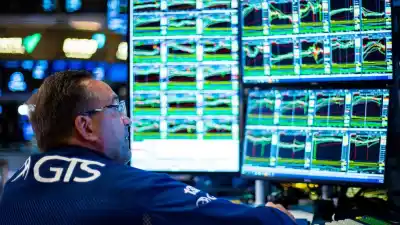 Wall Street se hundió: las acciones de IA cayeron hasta 16% y hay un dato que cambió todo
