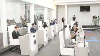 Aprobó $500 millones para las calles y una concejal expuso el detalle que faltaba