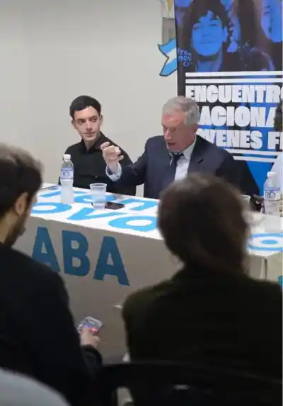 Monzó juntó a los jóvenes del Frente Renovador y apuntó fuerte contra un oficialismo que "gobierna a fuerza de confrontación"