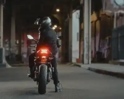 Acordó la compra de una moto por Facebook, pero el "interesado" tenía otro plan
