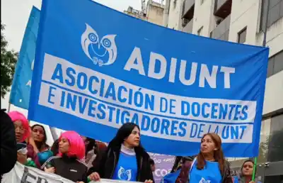 ADIUNT para la UNT y convoca a marchar: la cita es a las 17 en el Rectorado