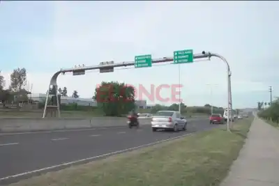 El celular al volante ahora les cuesta hasta un millón de pesos en el acceso a Oro Verde