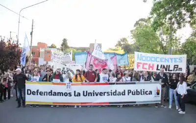 La UNLPam se suma a la quinta marcha universitaria: por qué reclaman docentes y estudiantes