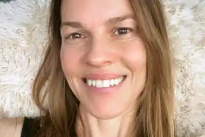 A los 52 años, Hilary Swank sorprendió con un anuncio que no tiene que ver con el cine