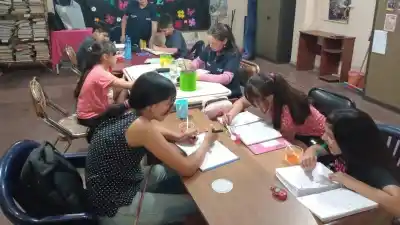 Catamarca abre talleres gratuitos de inglés: hay una línea para chicos y otra para adultos