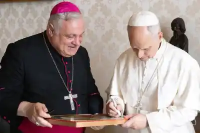 El arzobispo Colombo habló desde Roma y dio un parte clave sobre la salud del Papa