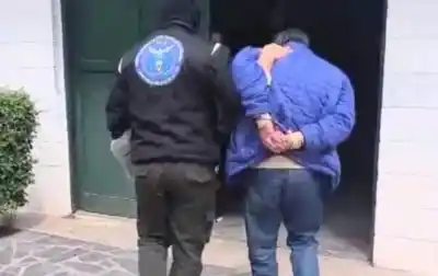 Tenía la casa llena de cocaína y millones en efectivo en Altos de Piedra Blanca: ahora duerme en la cárcel