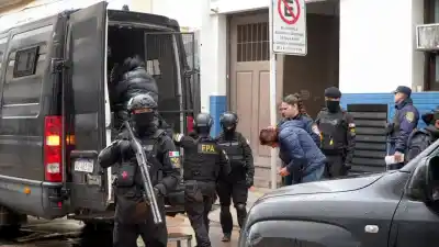32 allanamientos en el sur de Córdoba: la droga viajaba desde dos provincias y hay 28 detenidos