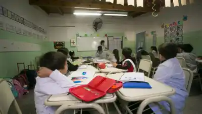 La escuela 48 de Bariloche abre el operativo para que los chicos renueven el DNI: quiénes deben hacerlo