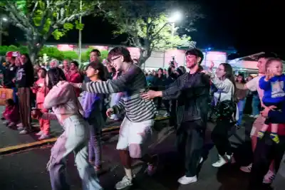 El festival que Paraná esperaba: música, danza y feria en el Parque Urquiza