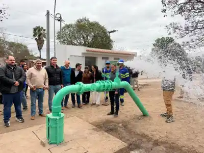 Cerrillos: el pozo que ya bombea agua para 2.500 vecinos y nadie imaginaba dónde está