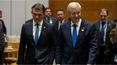 Kast viaja a Bolivia y firma acuerdos: la primera visita de un presidente chileno en 71 años
