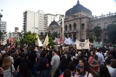 Jaldo planta bandera en Diputados: los dos temas que le pueden voltear el Presupuesto