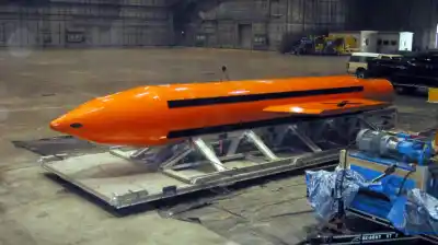 Trump evalúa lanzar la bomba más poderosa de EE.UU. contra Irán: el arma que no puede con los búnkeres