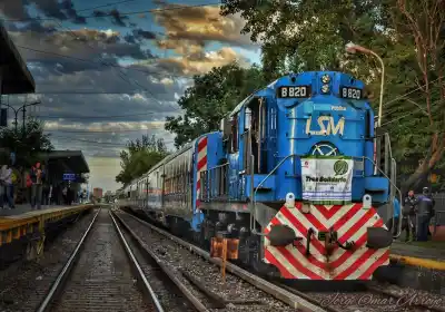 Después de 57 años, un tren de pasajeros vuelve a Albardón: la historia detrás del viaje