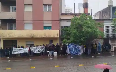 Dos años sin aumento en Aceros Zapla: la deuda que desató el paro