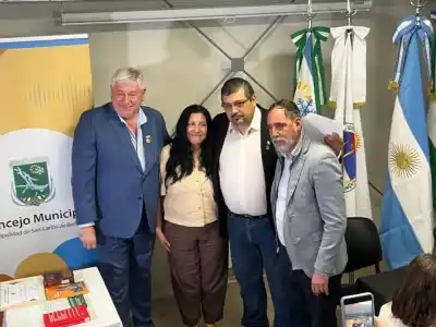 Cortés cruzó al Concejo por el transporte y la Ecotasa: "Ellos están muy lejos"