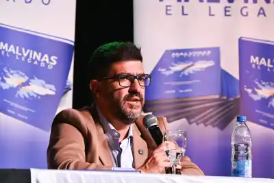 Presentaron 'Malvinas, El Legado' en Villa Mercedes: los relatos que arrancan con una frase que lo cambia todo