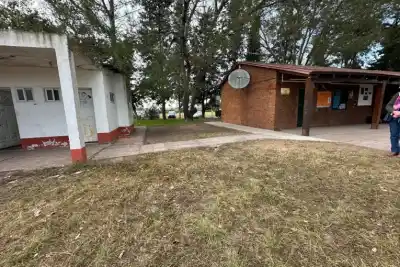 Una escuela de Gualeguaychú espera una obra clave: qué pasará con los baños y el agua