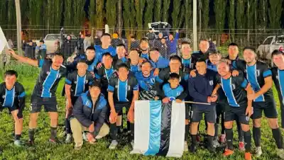 San Isidro tocó el cielo: el gol de Pablo Cid que desató una fiesta histórica en la Liga Confluencia