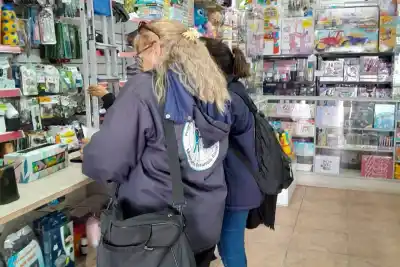 Alerta en San Luis: piden sacar de las góndolas unos muñecos blandos que usan los chicos