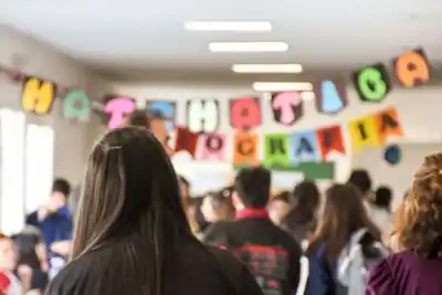 Último día para anotar a los chicos en el Secundario: el trámite que no pueden saltear las familias neuquinas