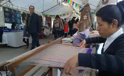 Jujuy se prepara para el Día de la Madre: 41 artesanos y una sorpresa musical en Plaza España