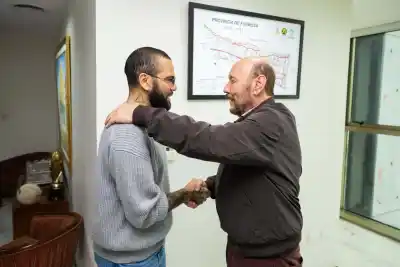 Insfrán recibió a Dani Alves en Casa de Gobierno: el motivo que sorprendió a todos