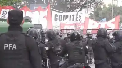 Un nene de 14 años quedó detenido tras el operativo frente al Congreso: qué dicen desde la Policía