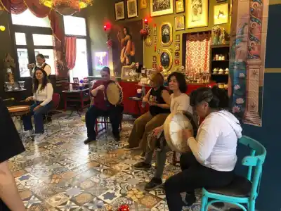 El taller de cumbia que hizo llorar a 25 mujeres en Catamarca cierra con una última función