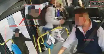 Apareció en un video: el pasajero que apuñaló a un joven en un colectivo de Godoy Cruz seguirá tras las rejas