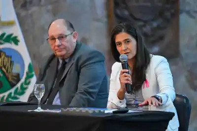 Poggi firmó la licitación para seis vehículos y la refacción de tres CANAF: el plan oficial para el nuevo régimen penal juvenil