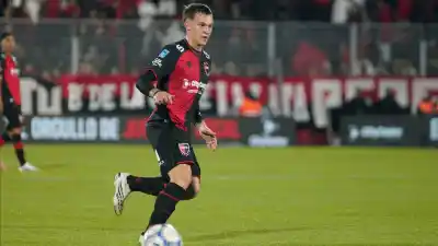Newell's pierde a su capitán por quinta amarilla y Kudelka define dos reemplazos