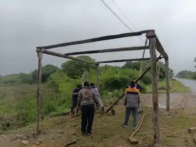 La creciente del Paraná ya les cambia la vida a cientos de familias chaqueñas