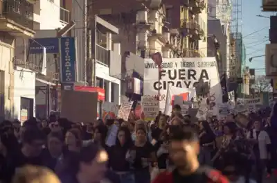La Universidad salió a la calle en Paraná: el reclamo que Milei vetó y que la Justicia ordenó cumplir