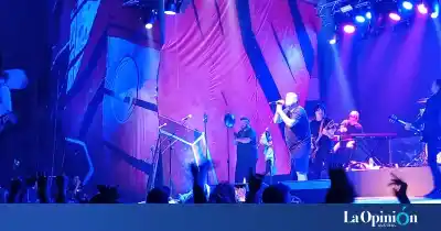Don Osvaldo hizo vibrar Río Gallegos y hubo seis fanáticos que vivieron la noche de otra manera